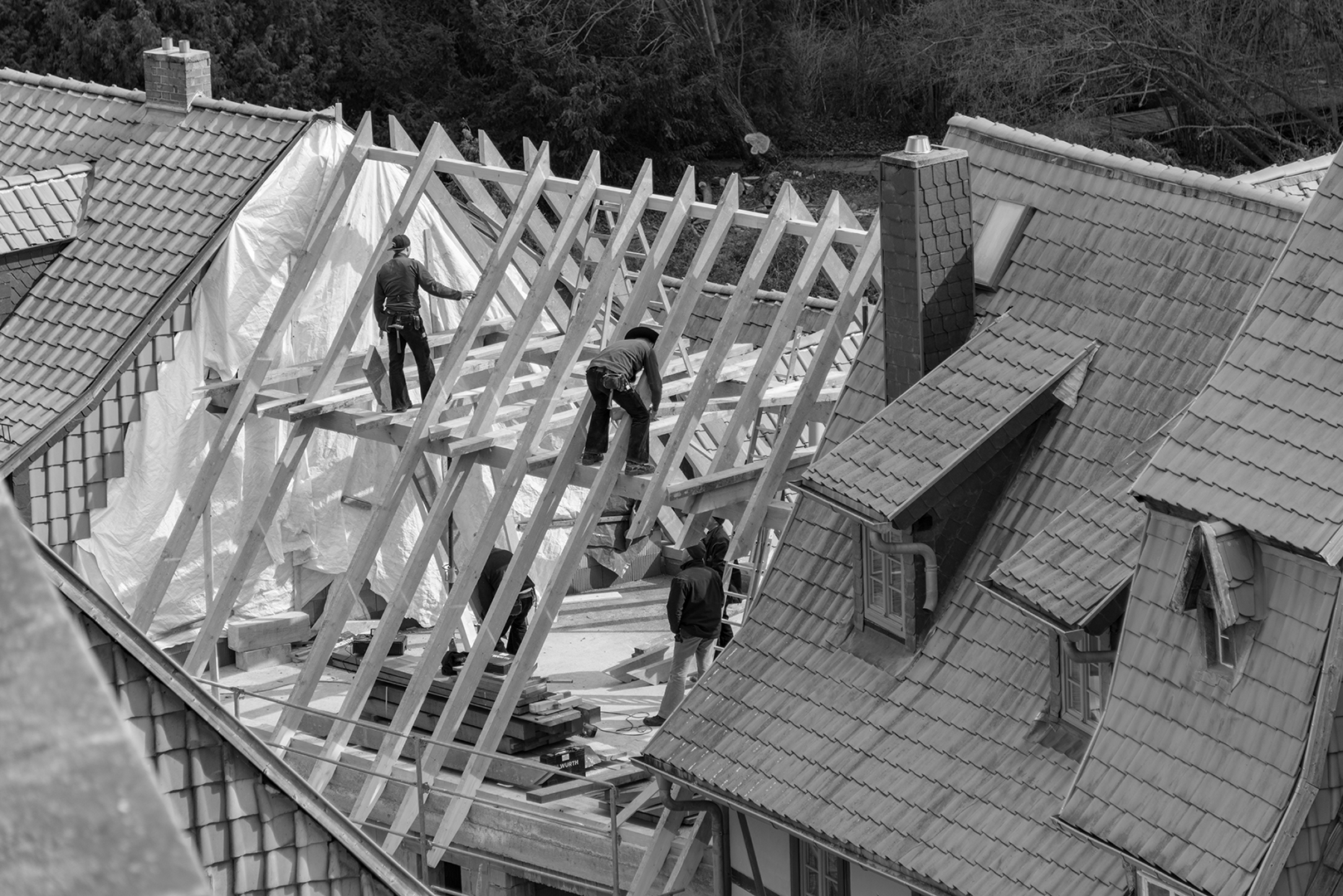 bouwvakkers-dak-renovatie-bouwmaterialen